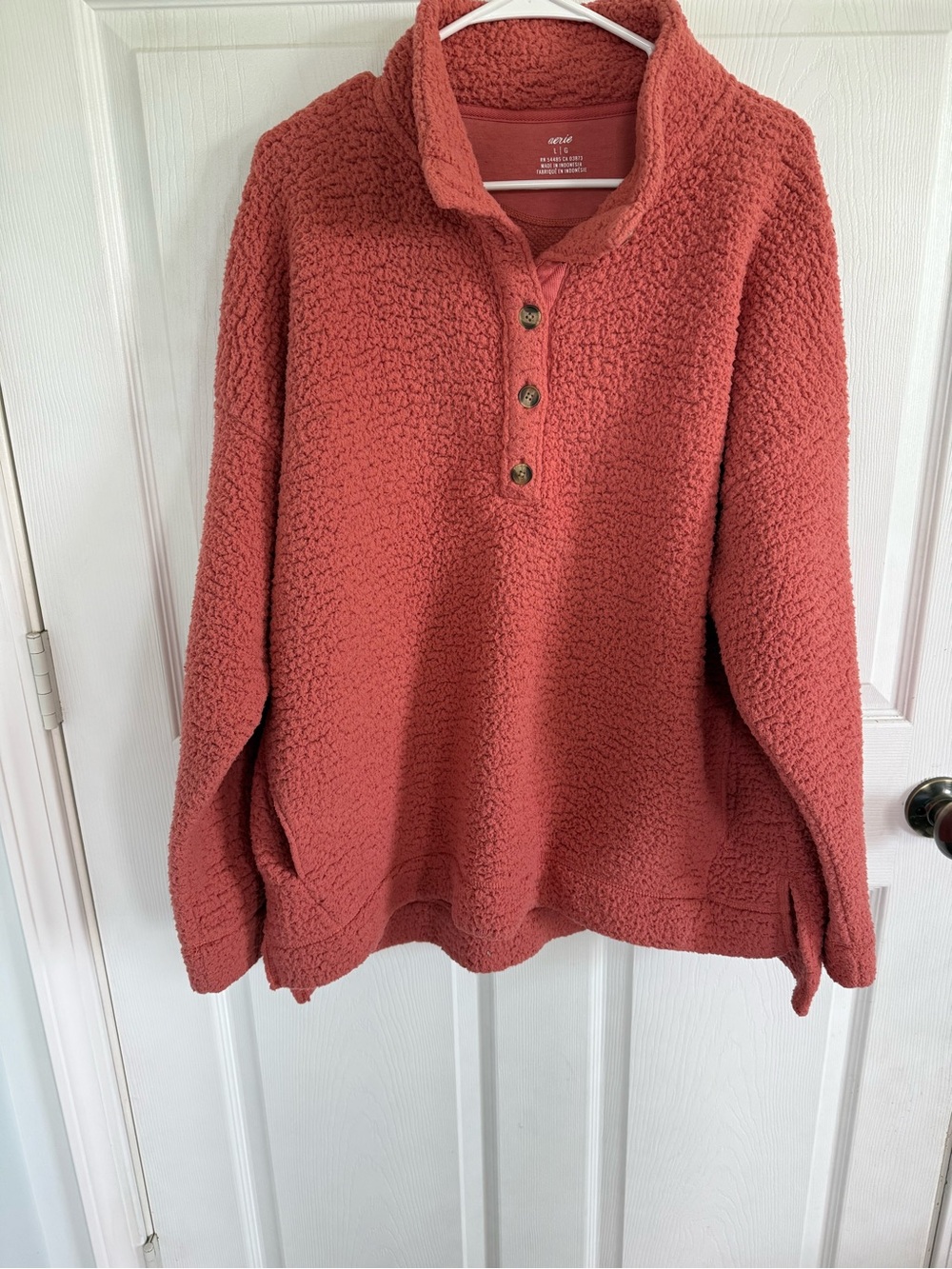 Aerie Sherpa Henley Pullover Sweatshirt Large Rust Terracotta Cozy Fall Oversize